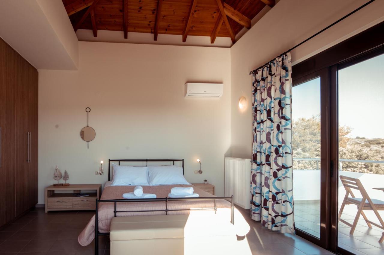 Harmony Deluxe Villa With Sea Mountain View Kambánion Exterior foto