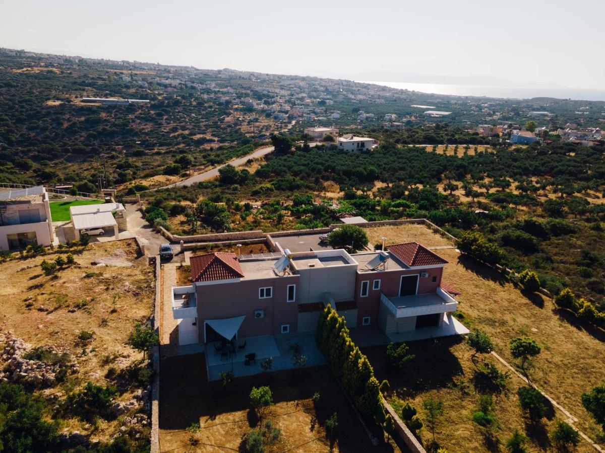 Harmony Deluxe Villa With Sea Mountain View Kambánion Exterior foto